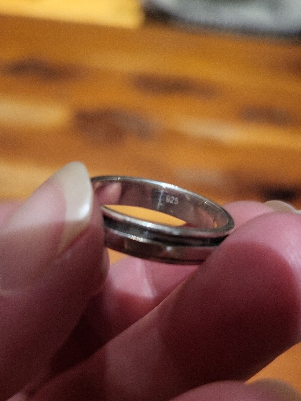 Sundance Sterling Silver Spinner Ring With Gold Plated Hearts - Picture 5 of 7
